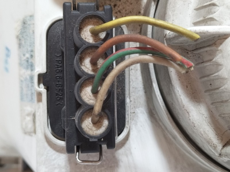 Recambio de faro derecho para skoda felicia berlina ( 791) 1.9 diesel cat referencia OEM IAM 24615000  