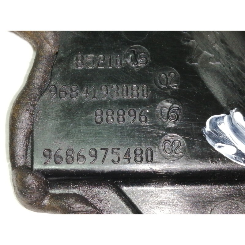 Recambio de tapa distribucion para ford fiesta (cb1) ambiente referencia OEM IAM 9674156180  