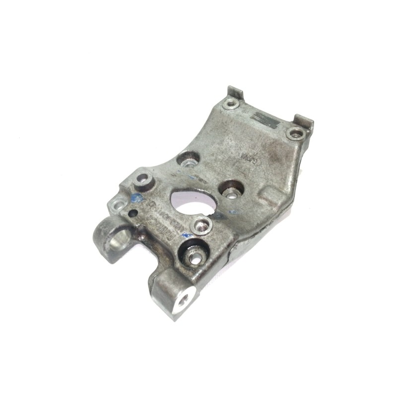 Recambio de soporte alternador para ford fiesta (cb1) ambiente referencia OEM IAM AV2Q8D611AB  