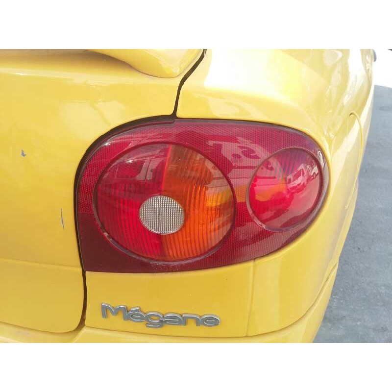 Recambio de piloto trasero derecho para renault megane i coupe fase 2 (da..) 1.4 16v referencia OEM IAM 7700428057  