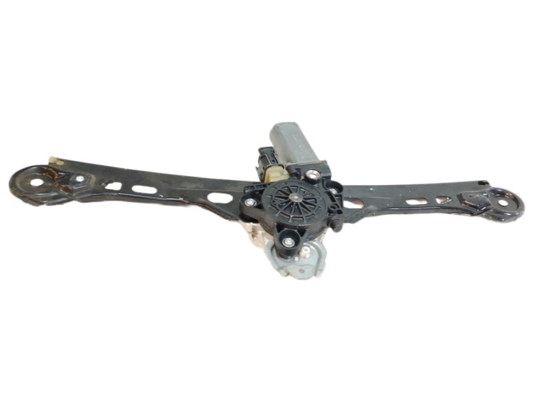 Recambio de elevalunas trasero izquierdo para mercedes-benz clase c (w203) berlina 200 compressor (203.042) referencia OEM IAM A