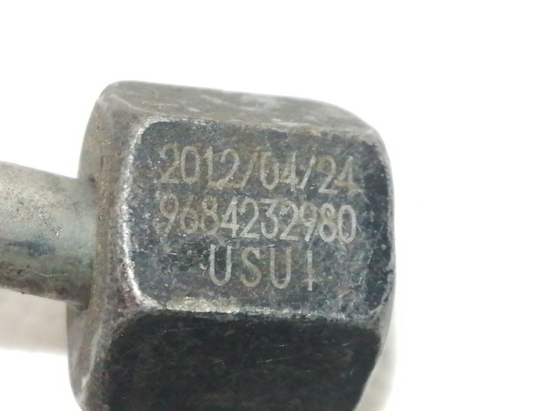 Recambio de tubo para ford fiesta (cb1) ambiente referencia OEM IAM 9684232880  