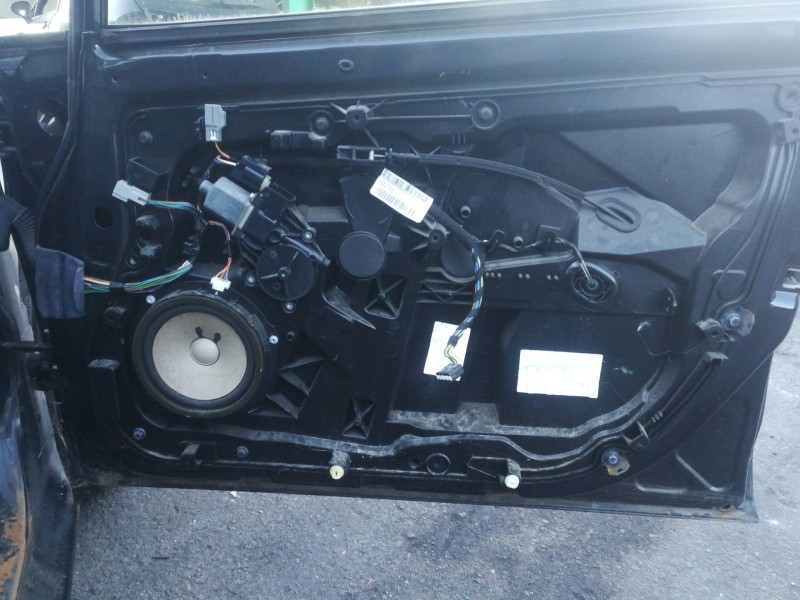 Recambio de elevalunas delantero derecho para ford fiesta (cb1) ambiente referencia OEM IAM 8A6114553A  