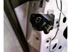Recambio de puerta trasera izquierda para mercedes-benz clase c (w203) berlina 200 compressor (203.042) referencia OEM IAM    2