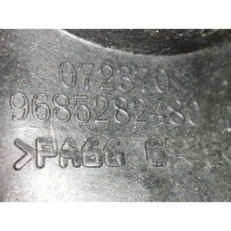 Recambio de tubo para ford fiesta (cb1) ambiente referencia OEM IAM 9685282480  