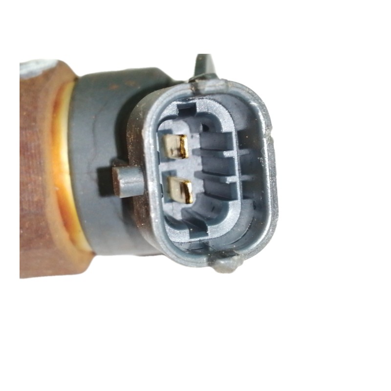 Recambio de inyector para ford fiesta (cb1) ambiente referencia OEM IAM 0445110339  