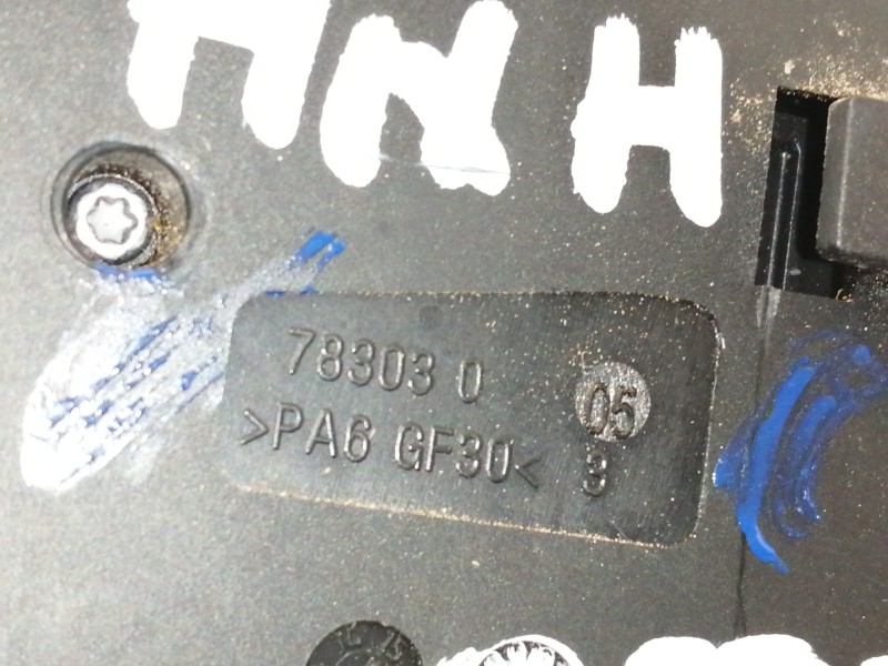 Recambio de mando limpia para ford fiesta (cb1) ambiente referencia OEM IAM 8A6T17A553AC  