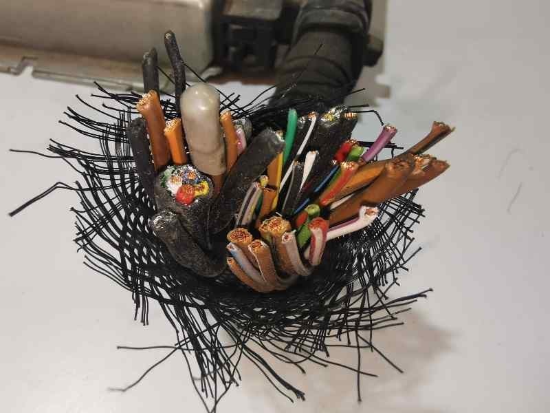 Recambio de centralita motor uce para bmw serie 3 berlina (e36) 1.6 cat (m43) referencia OEM IAM 0261203276 1743246001 