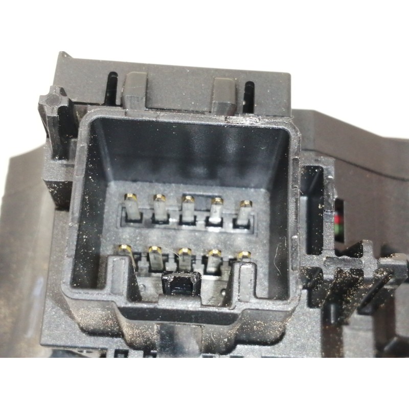 Recambio de mando limpia para ford fiesta (cb1) ambiente referencia OEM IAM 8A6T17A553AC  