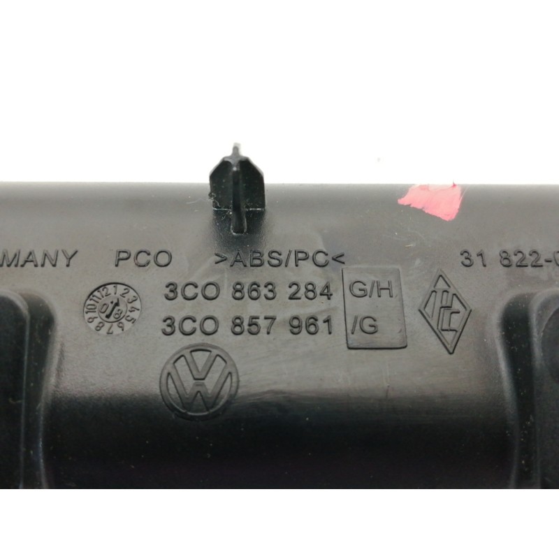 Recambio de cenicero para volkswagen passat berlina (3c2) advance referencia OEM IAM 3C0863284  