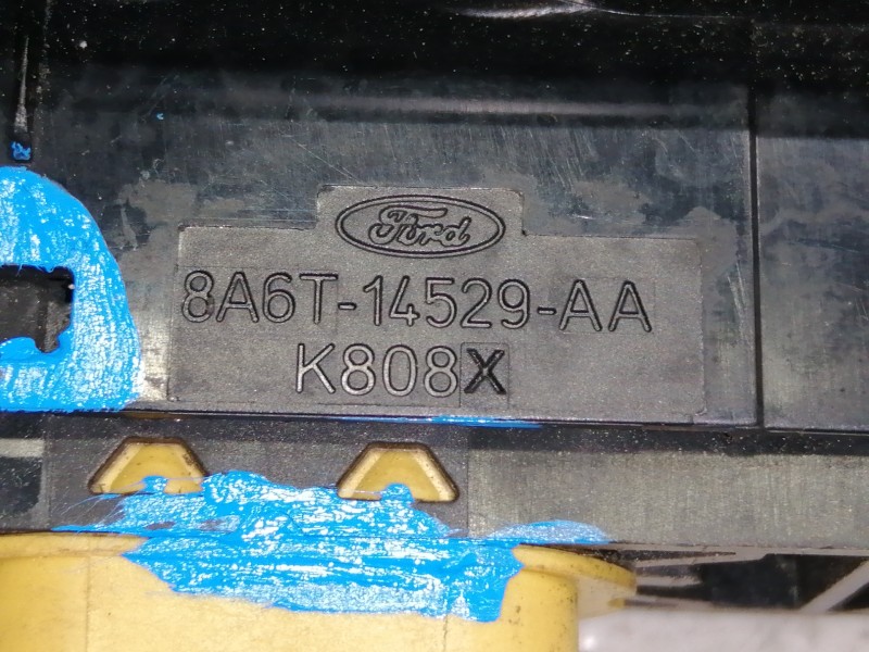 Recambio de mando elevalunas delantero derecho para ford fiesta (cb1) sport referencia OEM IAM 8A6T14529AA  