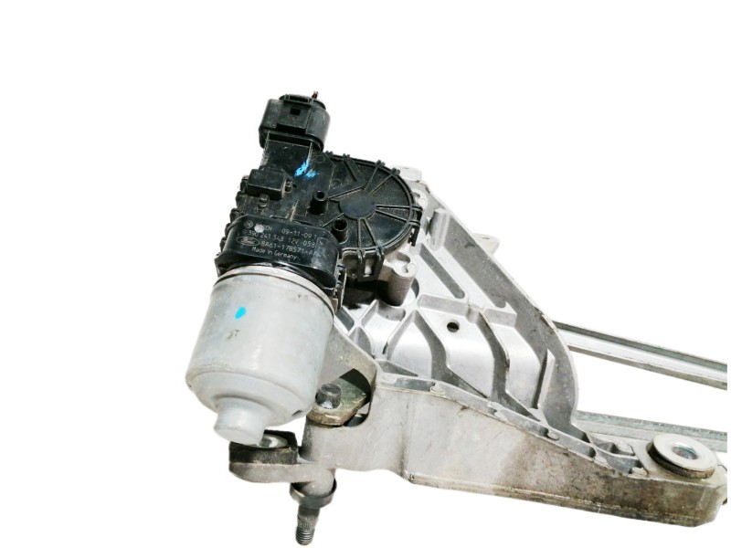 Recambio de motor limpia delantero para ford fiesta (cb1) sport referencia OEM IAM 8A6117B571A 0390241548 