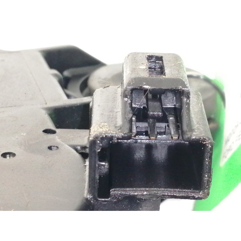 Recambio de motor limpia trasero para ford fiesta (cb1) sport referencia OEM IAM 0390201209  