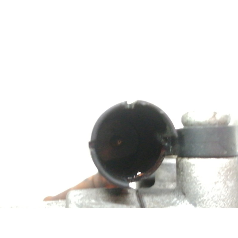 Recambio de compresor aire acondicionado para bmw serie 3 berlina (e46) 318i referencia OEM IAM 64528386837  