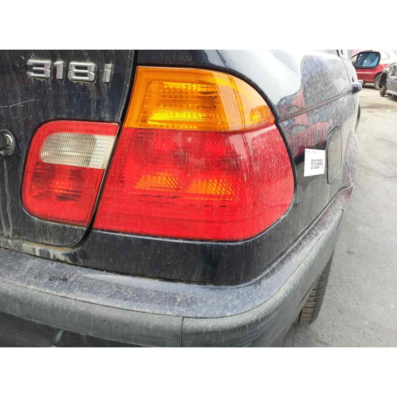 Recambio de piloto trasero derecho para bmw serie 3 berlina (e46) 318i referencia OEM IAM 8364922  