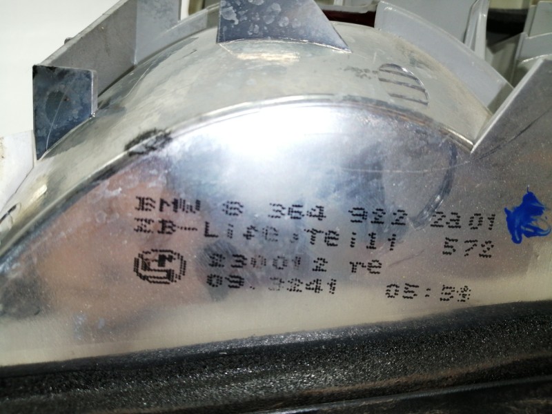 Recambio de piloto trasero derecho para bmw serie 3 berlina (e46) 318i referencia OEM IAM 8364922  