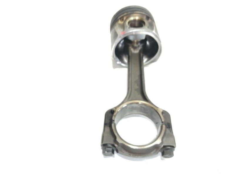 Recambio de piston para opel combo (corsa c) familiar referencia OEM IAM 73502643  