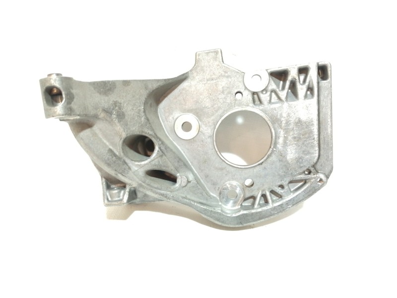 Recambio de soporte bomba inyeccion para ford focus lim. business referencia OEM IAM C4005042SE 9810953280 