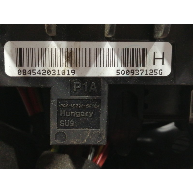 Recambio de caja reles / fusibles para cupra ateca 2.0tsi 4drive referencia OEM IAM 5Q0937125G  