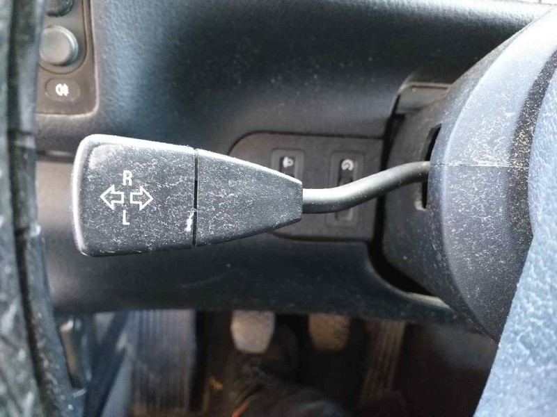 Recambio de mando intermitentes para bmw serie 3 coupe (e36) 318is referencia OEM IAM 011003  