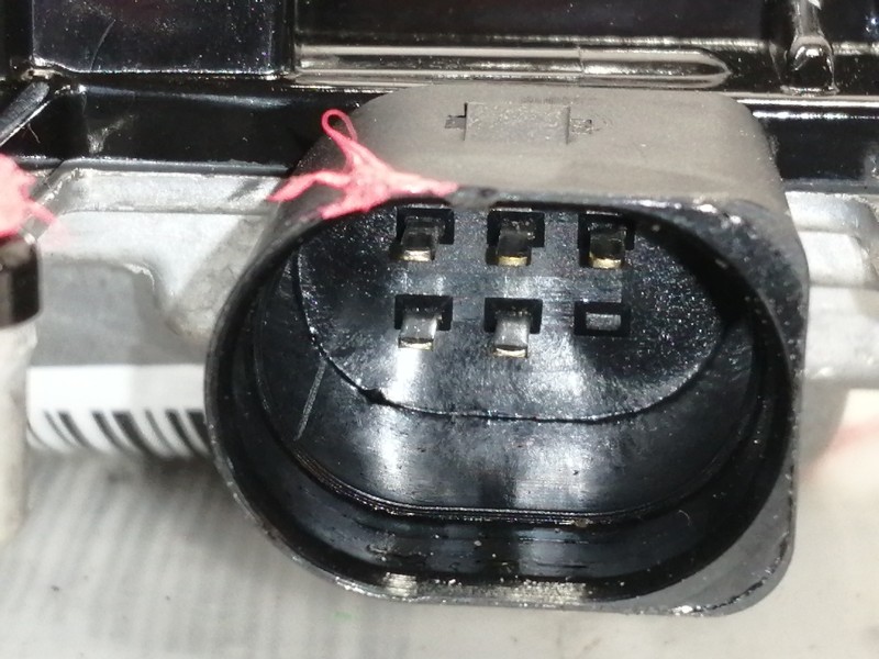 Recambio de cerradura maletero / porton para cupra ateca 2.0tsi 4drive referencia OEM IAM 5TA827887C  