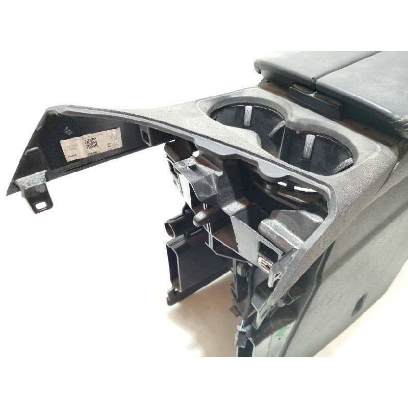 Recambio de apoyabrazos central para peugeot 3008 gt line referencia OEM IAM   