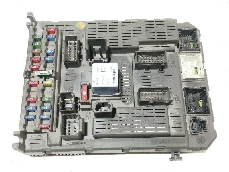 Recambio de caja reles / fusibles para citroën c5 berlina 2.0 hdi sx referencia OEM IAM 9645352980  