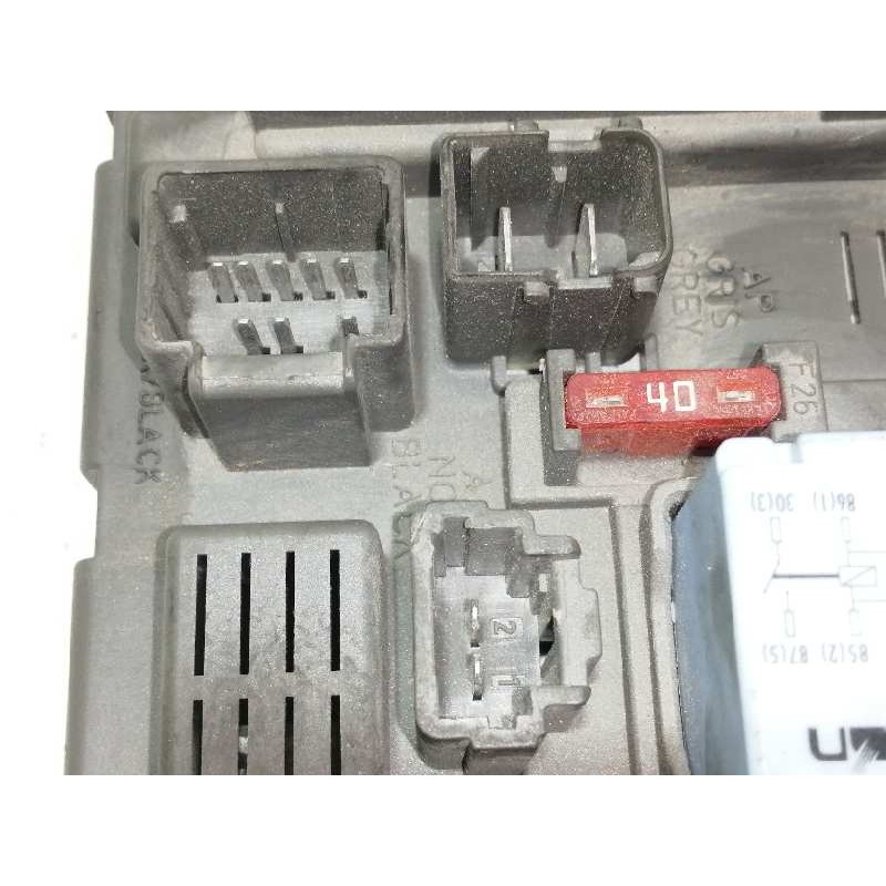 Recambio de caja reles / fusibles para citroën c5 berlina 2.0 hdi sx referencia OEM IAM 9645352980  