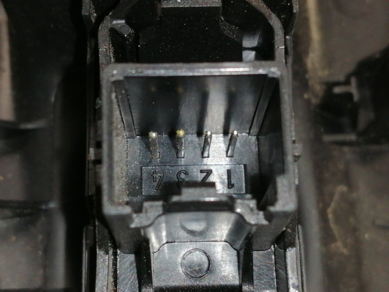 Recambio de mando elevalunas trasero derecho para ford focus lim. business referencia OEM IAM BM51A237W20BEW 10268894 K8080 FIET