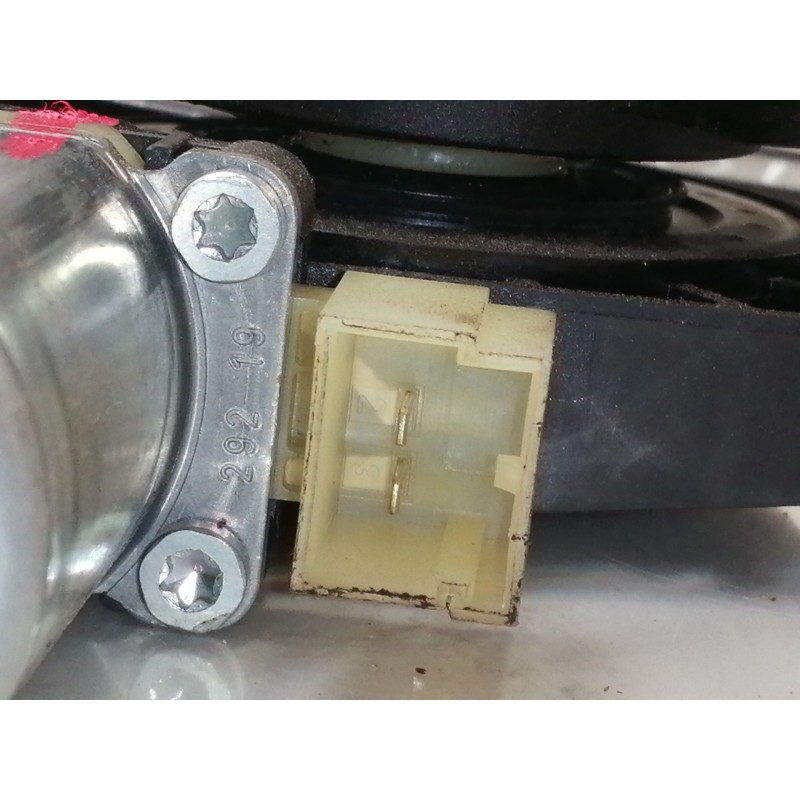 Recambio de elevalunas delantero derecho para cupra ateca 2.0tsi 4drive referencia OEM IAM 0130822076  