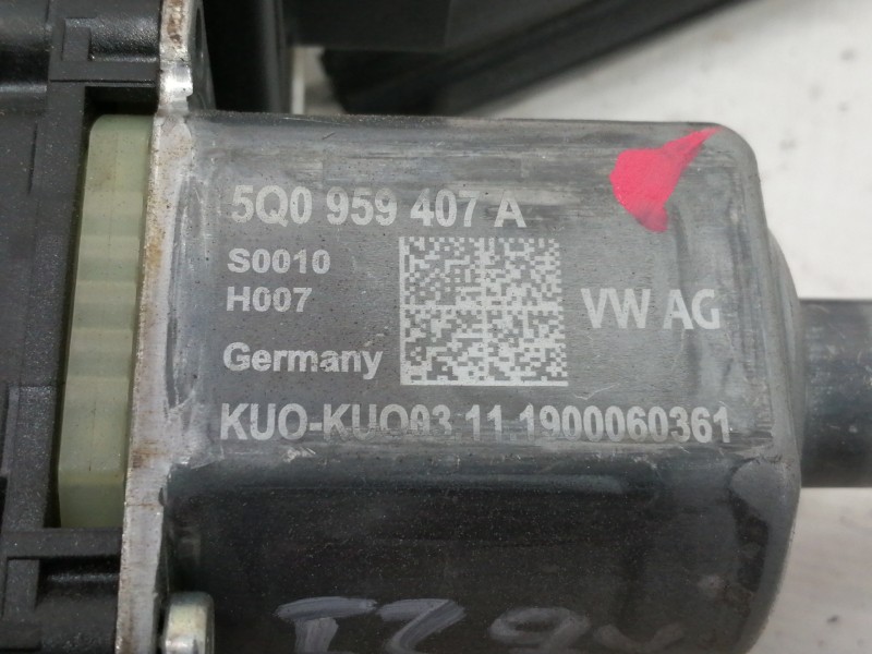 Recambio de elevalunas trasero izquierdo para cupra ateca 2.0tsi 4drive referencia OEM IAM 5Q0959407A  