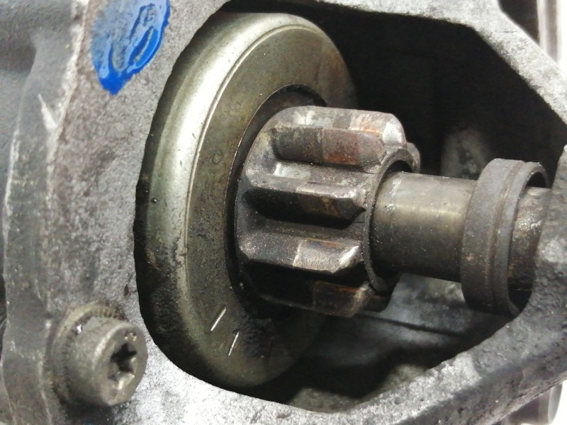 Recambio de motor arranque para peugeot 205 berlina 1.1 mito referencia OEM IAM 433311  