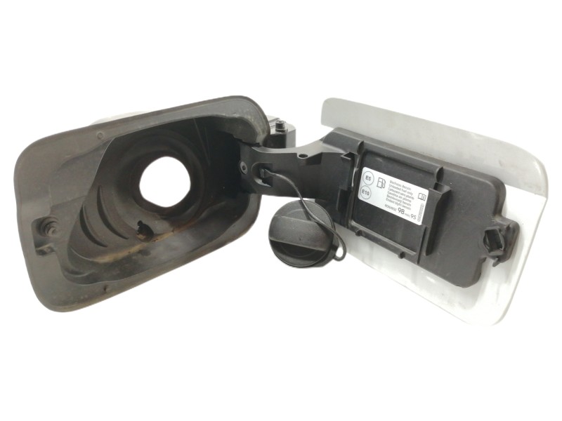 Recambio de tapa exterior combustible para cupra ateca 2.0tsi 4drive referencia OEM IAM 575809702 8V0862159 
