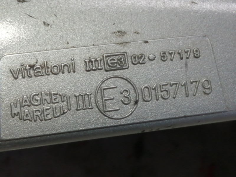 Recambio de retrovisor derecho para fiat punto berlina (188) 1.9 d (i) referencia OEM IAM 0157179  