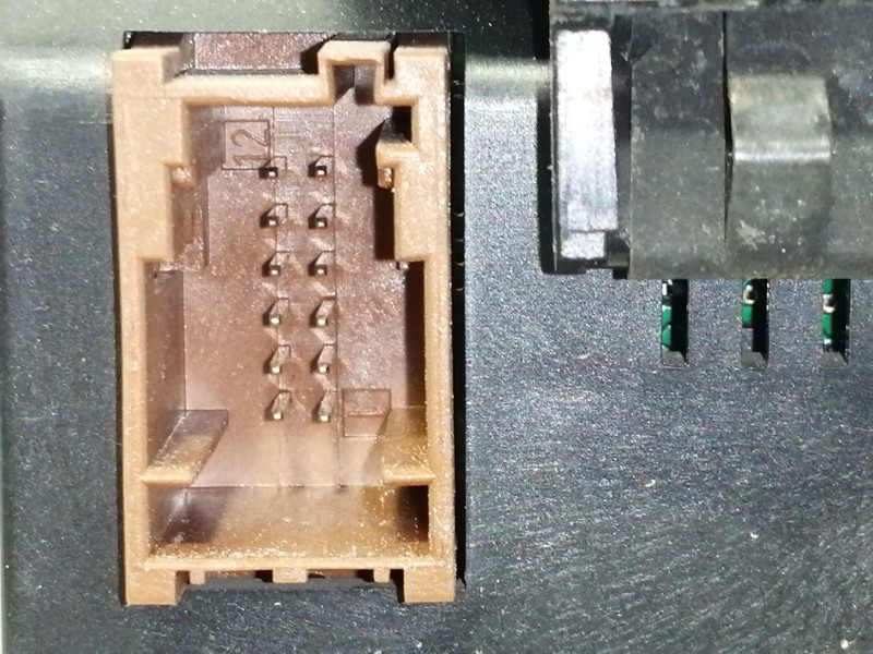 Recambio de pantalla multifuncion para peugeot rcz basis referencia OEM IAM YM14210477  