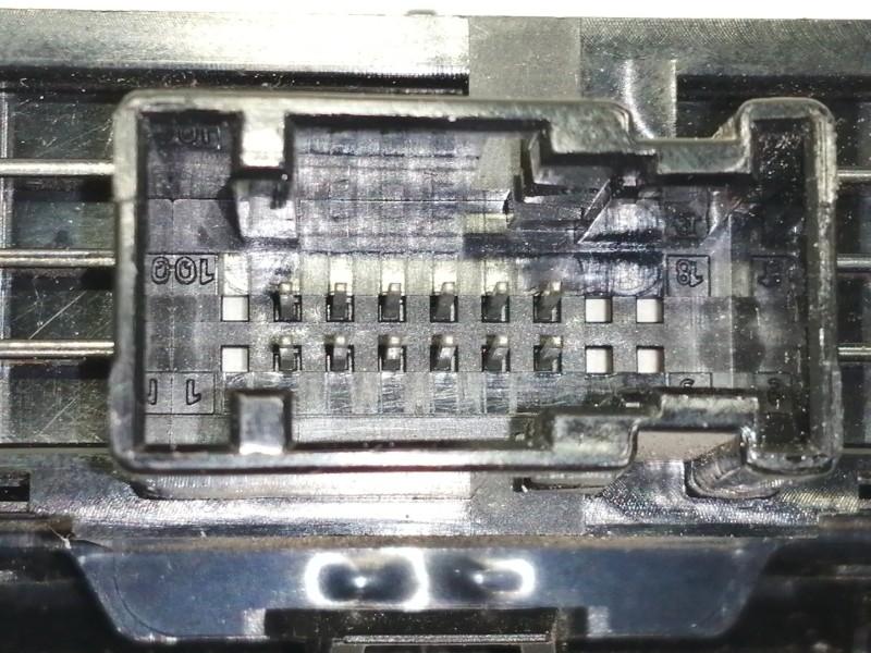 Recambio de mando multifuncion para peugeot rcz basis referencia OEM IAM 9659417477  