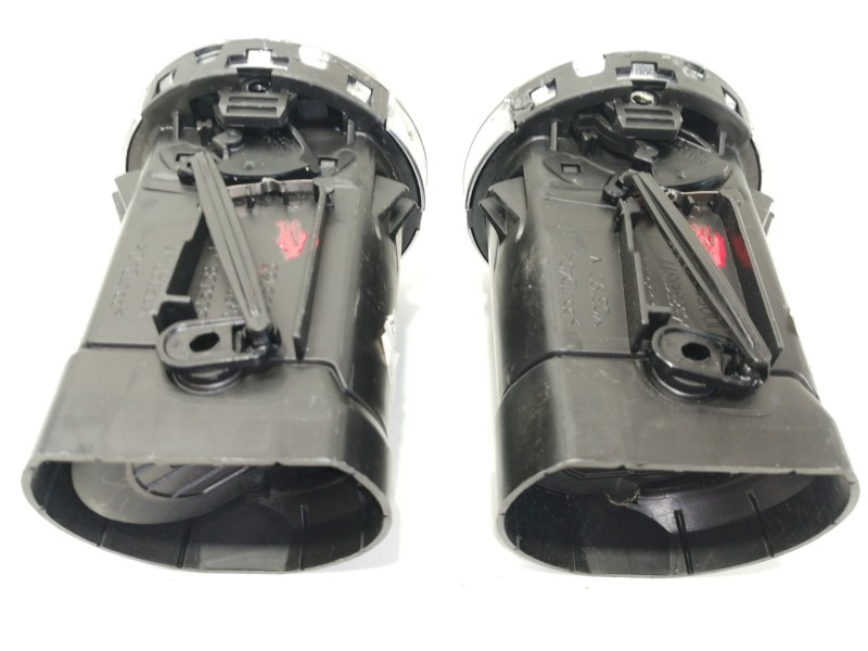 Recambio de rejilla aireadora para peugeot rcz basis referencia OEM IAM 9658515377  