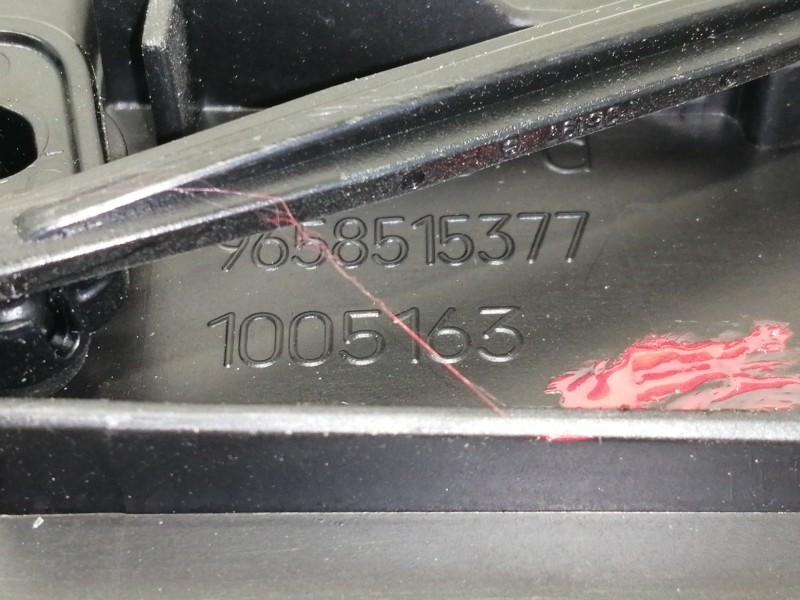 Recambio de rejilla aireadora para peugeot rcz basis referencia OEM IAM 9658515377  