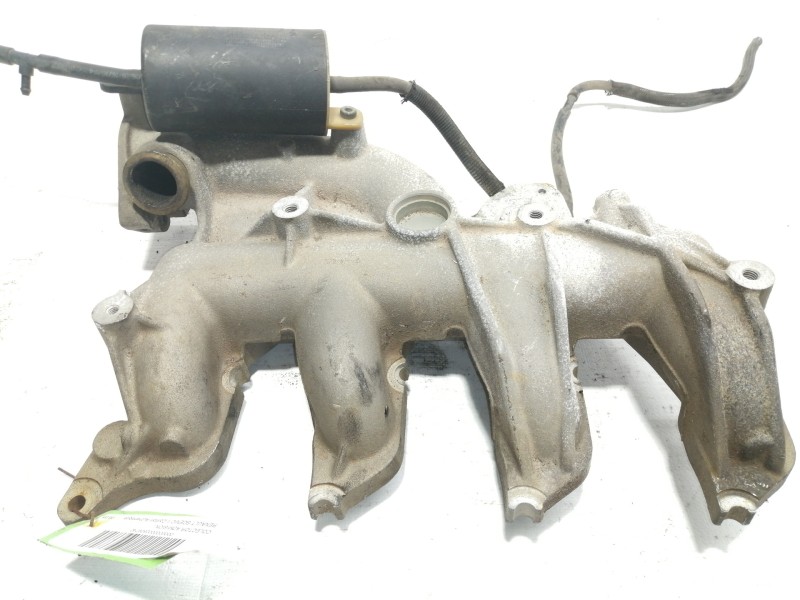 Recambio de colector admision para renault scenic ii confort authentique referencia OEM IAM 8200034270  