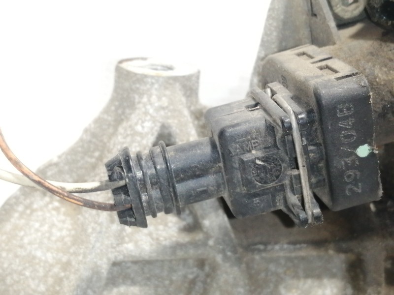 Recambio de colector admision para renault scenic ii confort authentique referencia OEM IAM 8200034270  