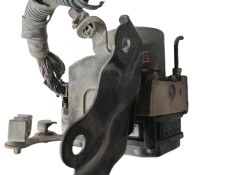 Recambio de abs para toyota auris 1.3 16v cat referencia OEM IAM 0265232154 0265800827 4451002230  2