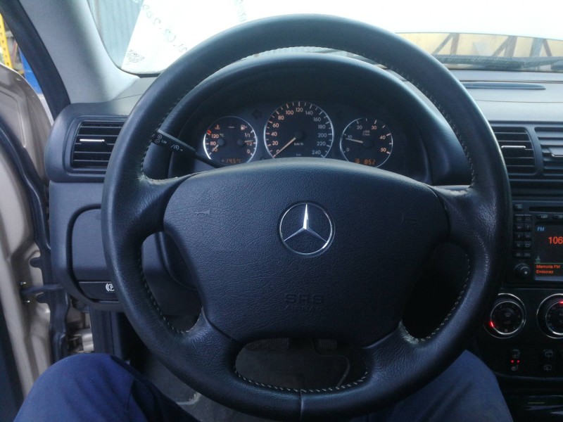 Recambio de tubo para land rover freelander (ln) e targa referencia OEM IAM 2249573  