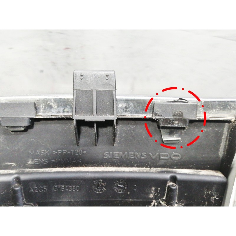 Recambio de cuadro instrumentos para toyota auris 1.3 16v cat referencia OEM IAM 838000Z420  