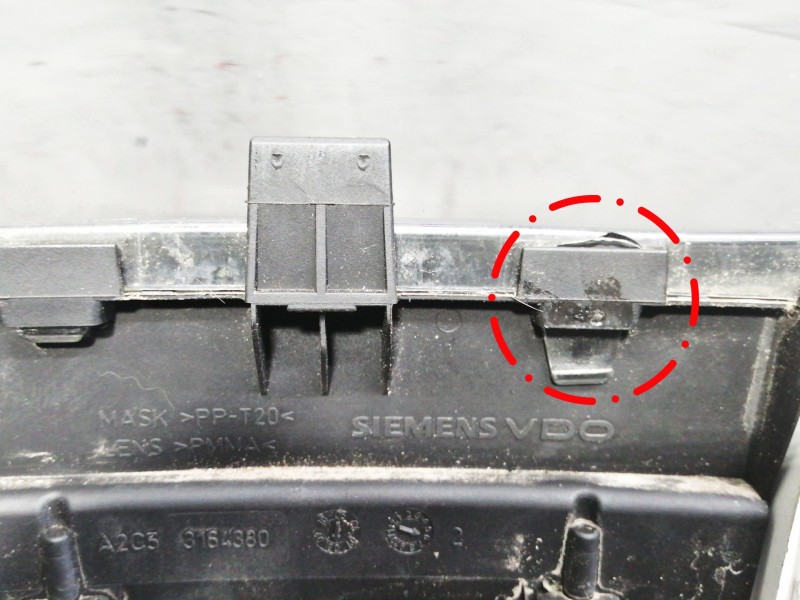 Recambio de cuadro instrumentos para toyota auris 1.3 16v cat referencia OEM IAM 838000Z420  