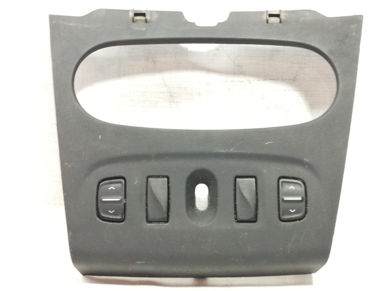 Recambio de mando elevalunas delantero izquierdo para dacia sandero ambiance referencia OEM IAM 46450M 275009384R 1205610X