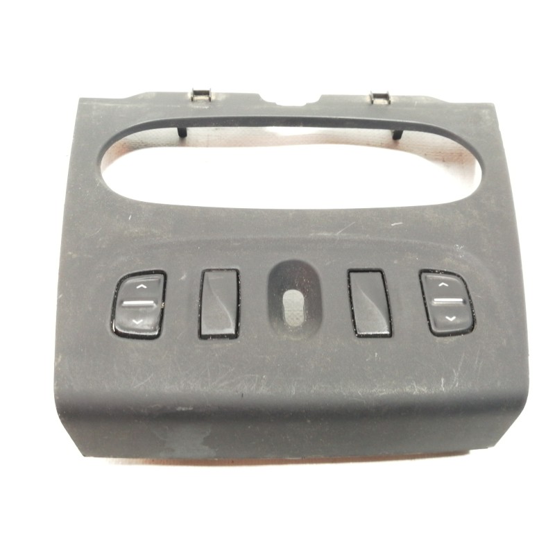 Recambio de mando elevalunas delantero izquierdo para dacia sandero ambiance referencia OEM IAM 46450M 275009384R 1205610X