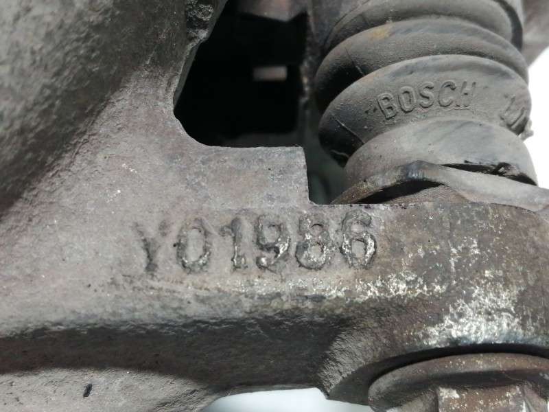 Recambio de pinza freno delantera derecha para toyota auris 1.3 16v cat referencia OEM IAM Y01986  
