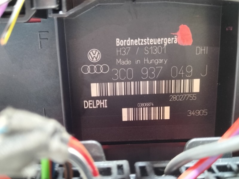 Recambio de caja reles / fusibles para volkswagen passat berlina (3c2) advance 4motion referencia OEM IAM 3C0937049J  