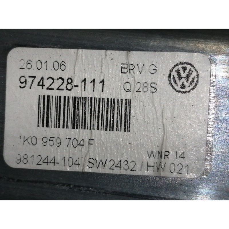 Recambio de elevalunas trasero derecho para volkswagen passat berlina (3c2) advance 4motion referencia OEM IAM 974228111 1K09597