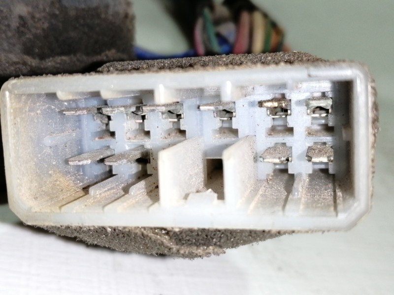 Recambio de mando multifuncion para kia rio ls berlina referencia OEM IAM   